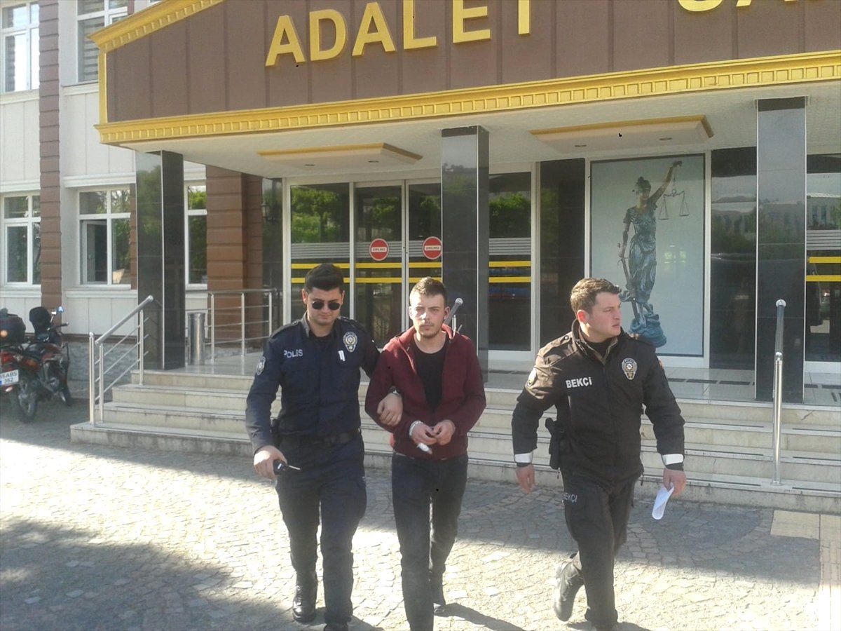 Bafra\'da Bıçaklı Kavga
