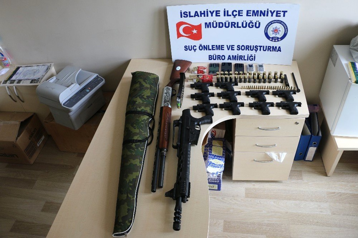 Bankaya Sahte Euro Veren 6 Kişi Yakalandı
