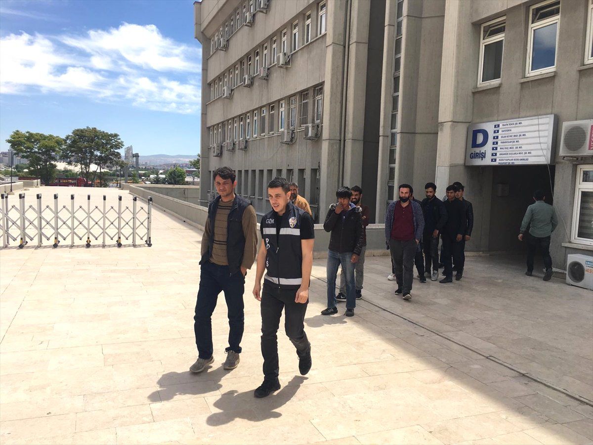 Başkentte Göçmen Kaçakçılığı Operasyonu