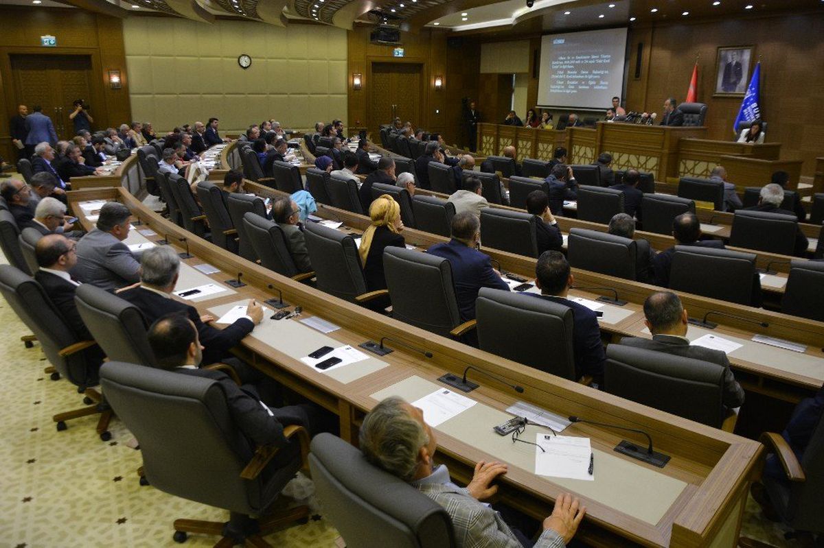Belediye Meclisinde İlginç Teklif