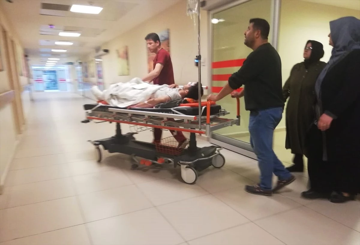 Bursa\'daki Kazada Motosiklet Sürücüsü Ağır Yaralandı