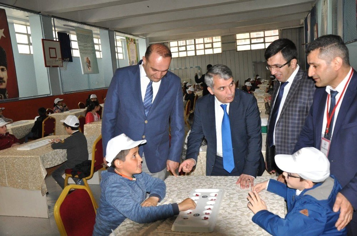 Erzurum 1. Zeka ve Akıl Oyunları Turnuvası Yapıldı