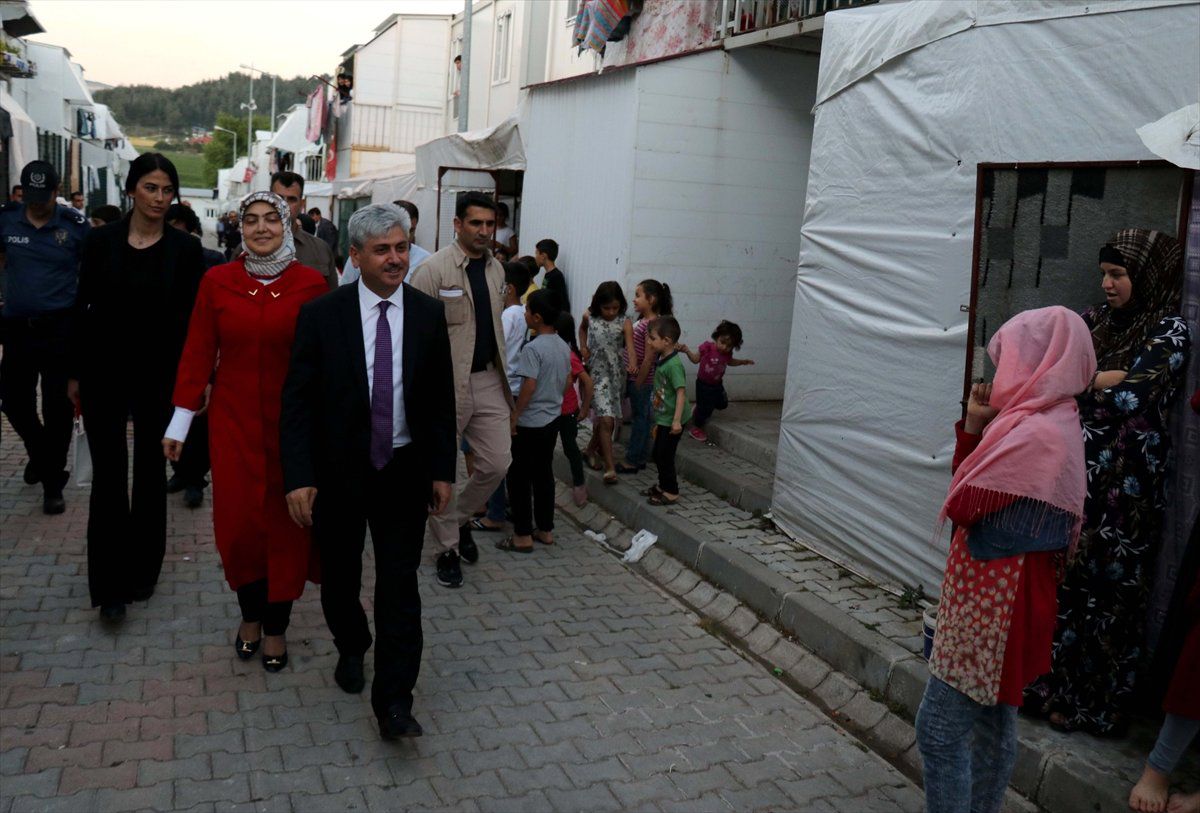 Hatay Valisi Doğan İftarını Türkmenlerle Yaptı