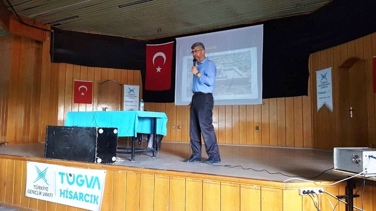 Hisarcık\'ta \'Tarihi Gerçeklerle Kudüs\' Konulu Konferans