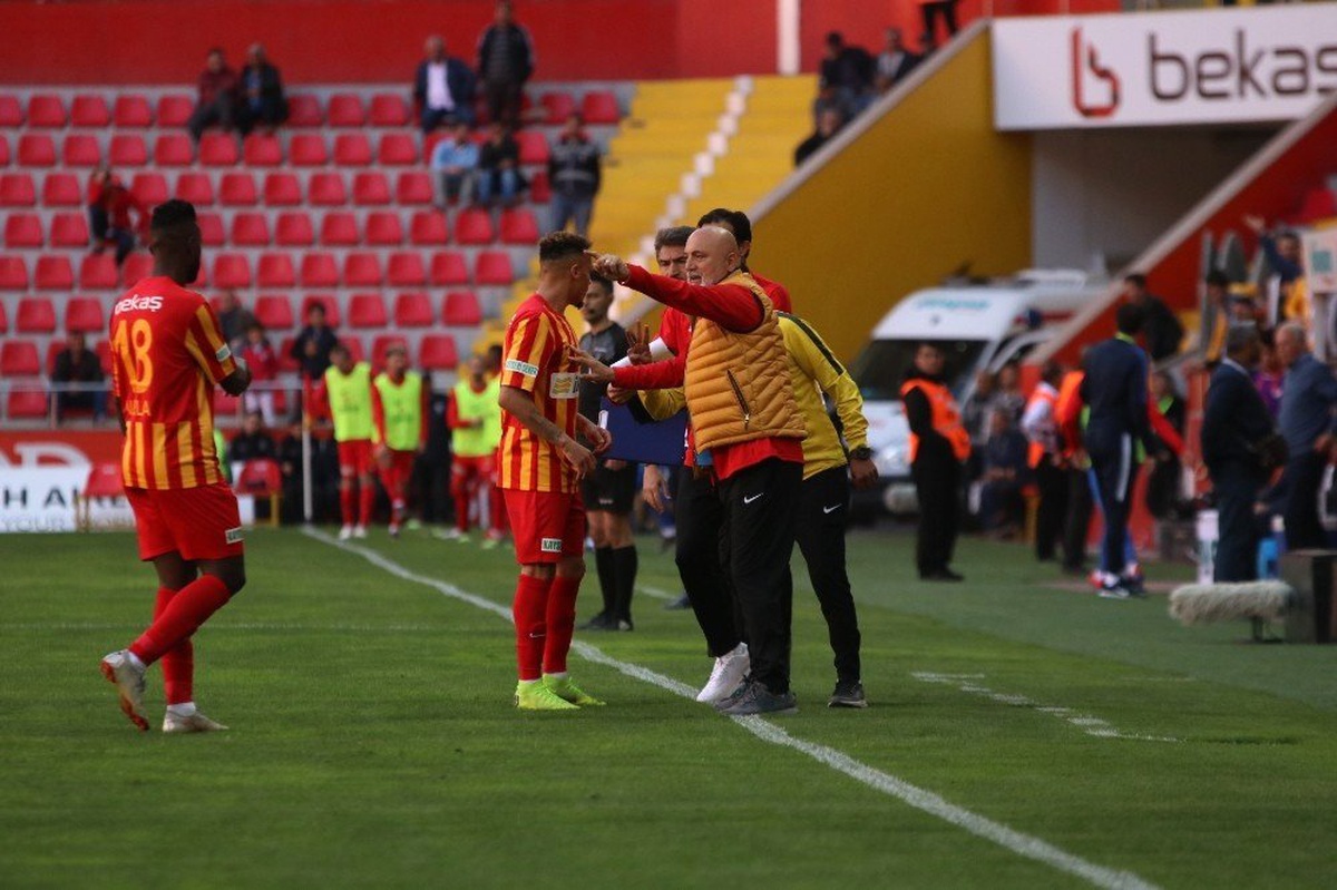 Kayserispor Günü İzinli Geçiriyor