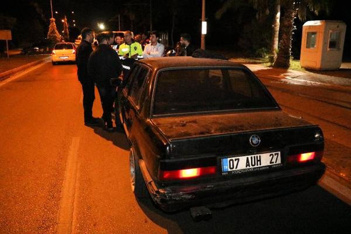 Kovalamaca Sonunda Durdurulan Otomobildeki Silah Oyuncak Çıktı