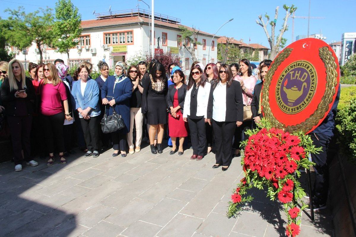 Malatya\'da Hemşireler Haftası Kutlanıyor