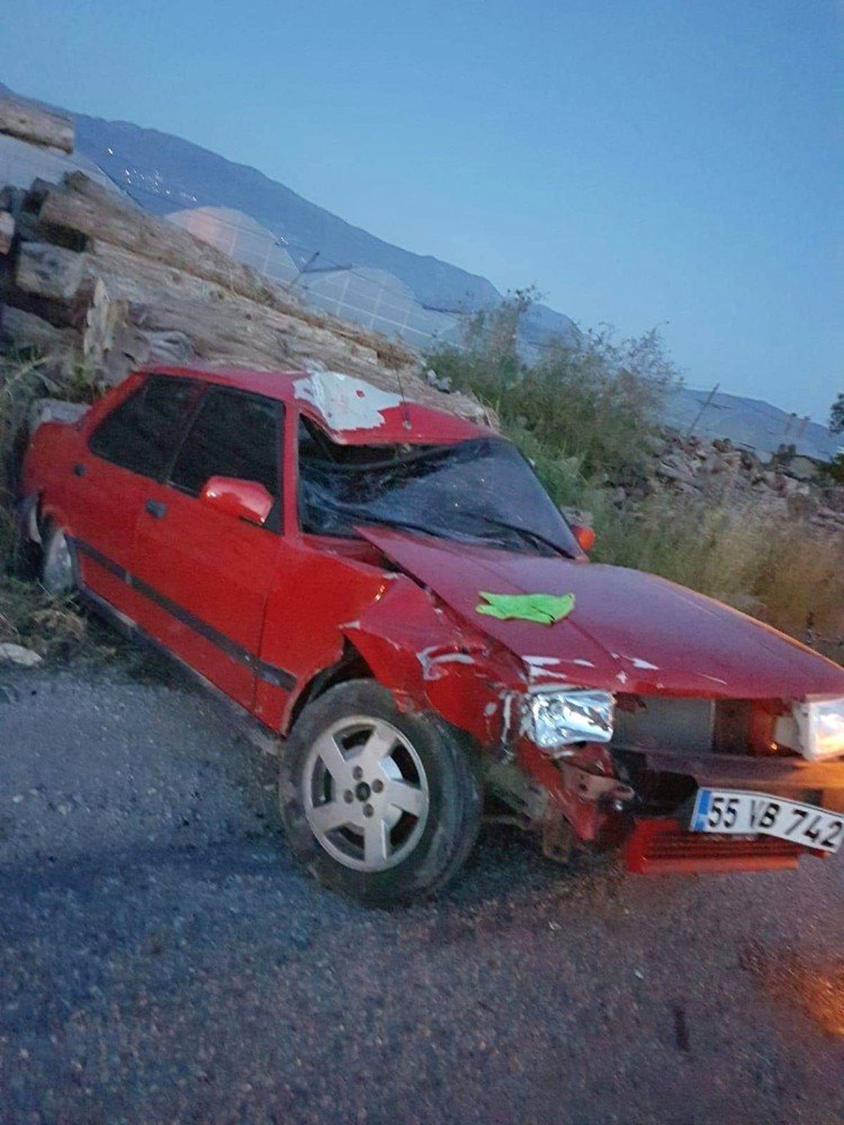 Otomobil ile Motosiklet Çarpıştı: 1 Yaralı