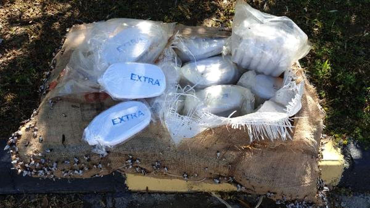 Plajdaki Çuvaldan 27 Kilo Esrar Çıktı