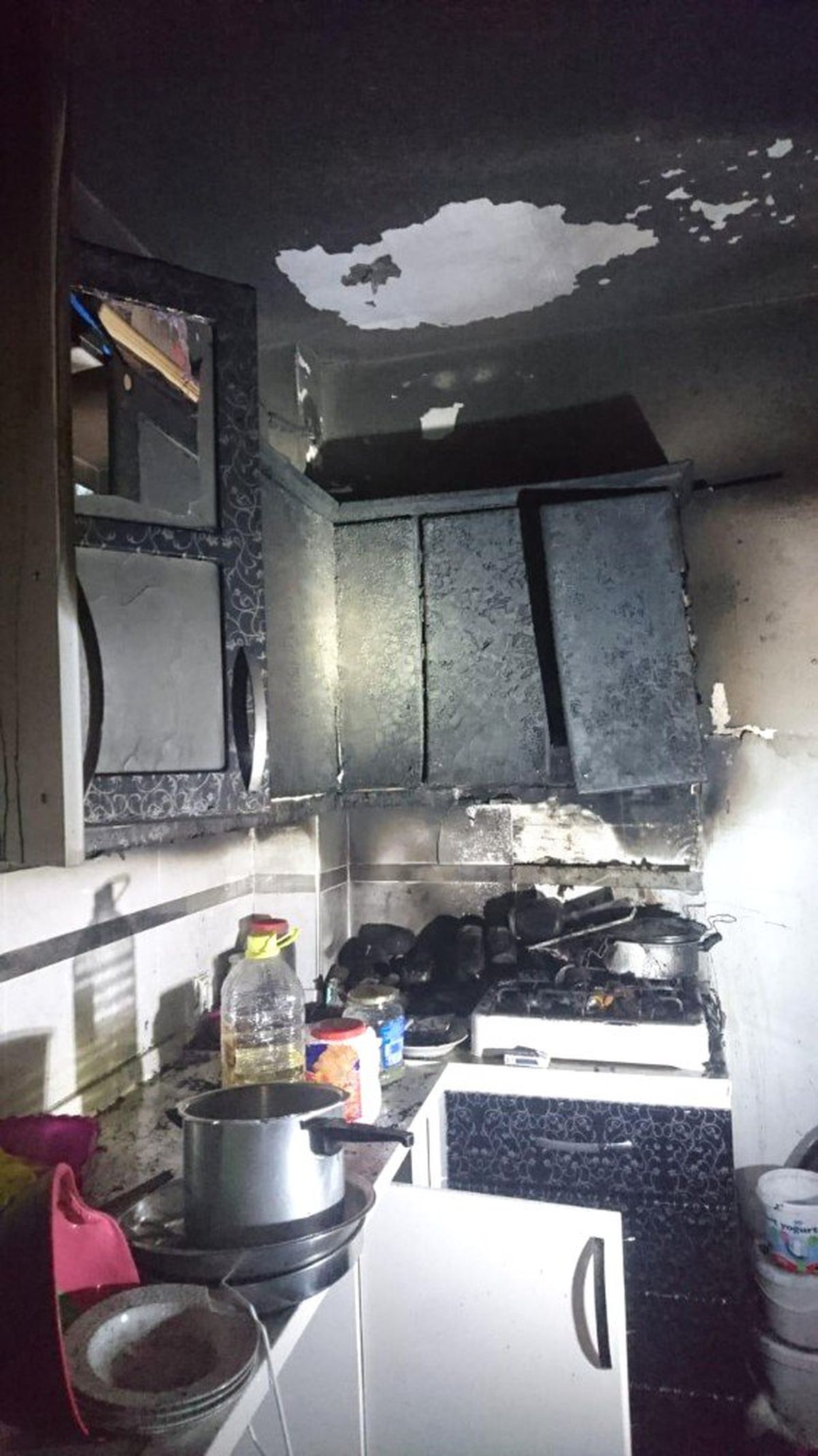Sahurda Ocakta Unutulan Yemek Nedeniyle Yangın Çıktı