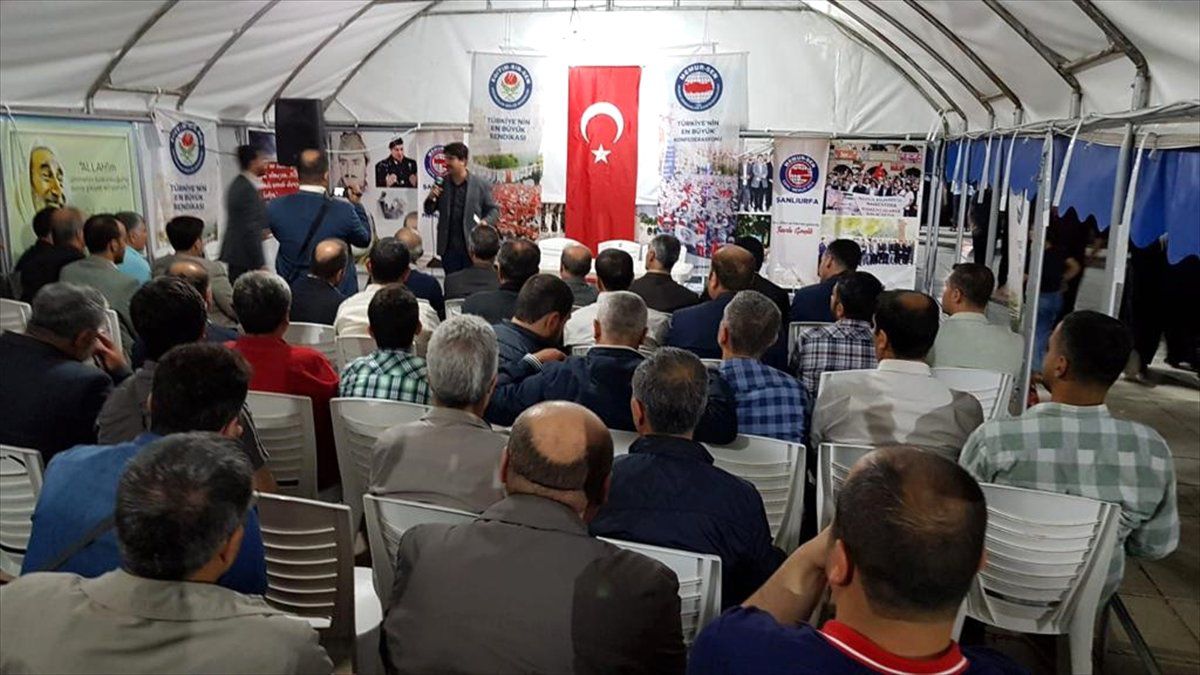 Şanlıurfa\'da İşçileri Taşıyan Midibüsün Devrilmesi
