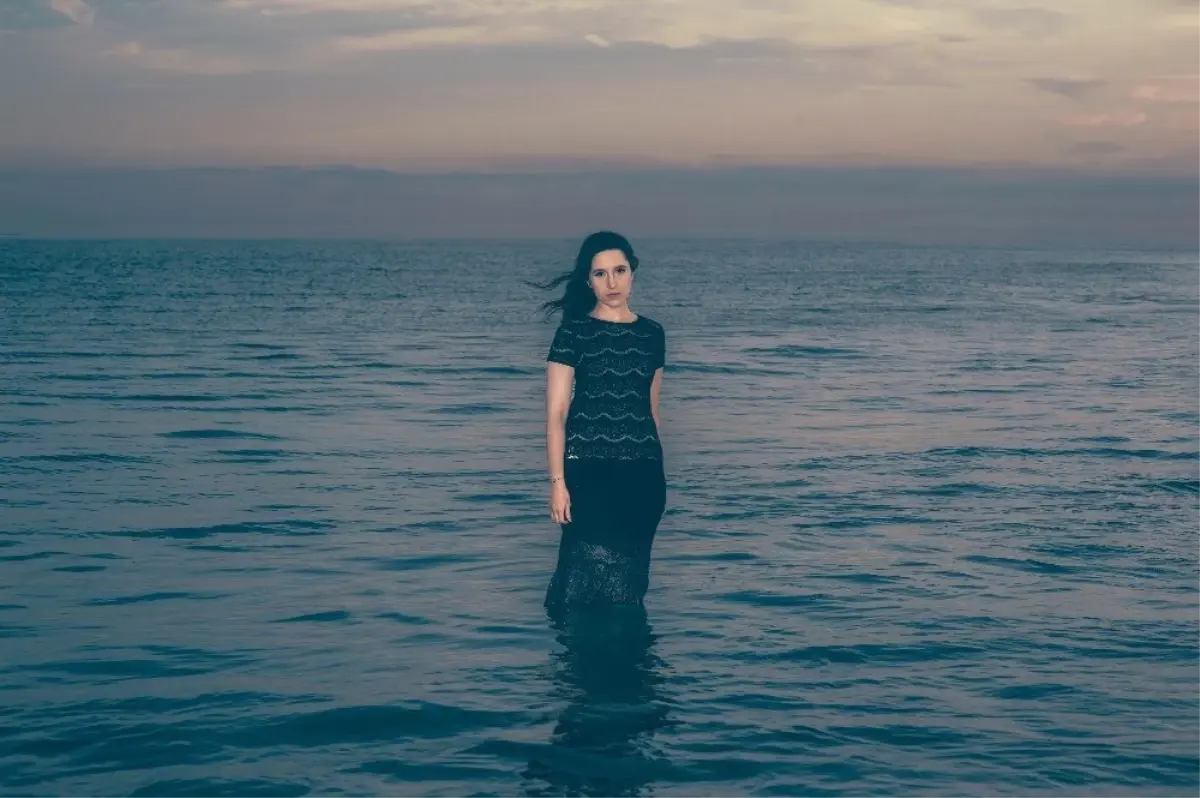 Sırma, Yeni Şarkısı "Put Your Faith In Me" ile Dinleyicilerle Buluştu