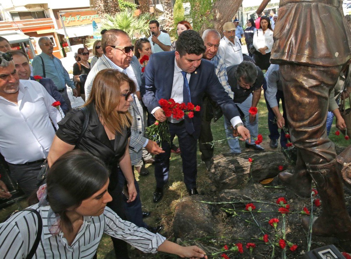 Soma Faciasında Ölen 301 Madenci Buca\'da Anıldı