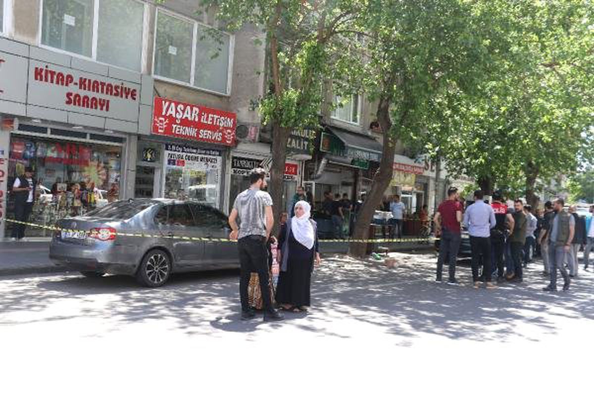 Tabancalı Saldırıda Yaralandı