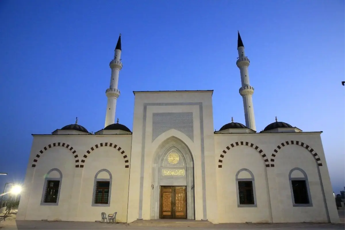 2. Abdülhamid Han Camii Cibuti\'nin Simgesi Oldu