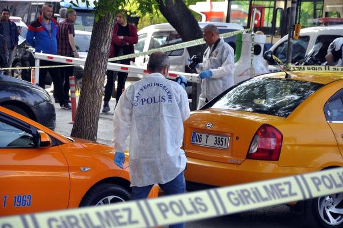 Ankara\'da Taksicilerin Silahlı Kavgası: 1 Yaralı