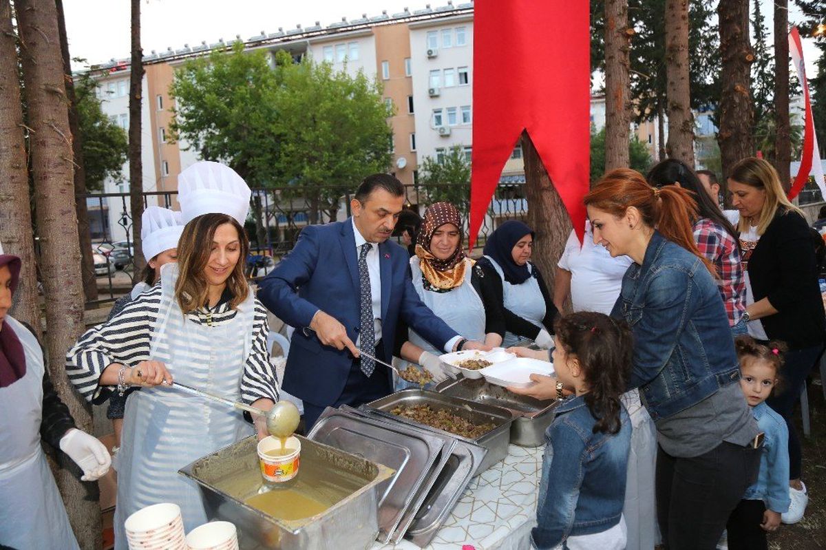 Antalya Emniyet Personeli ve Aileleri İftar Yemeğinde Bir Araya Geldi
