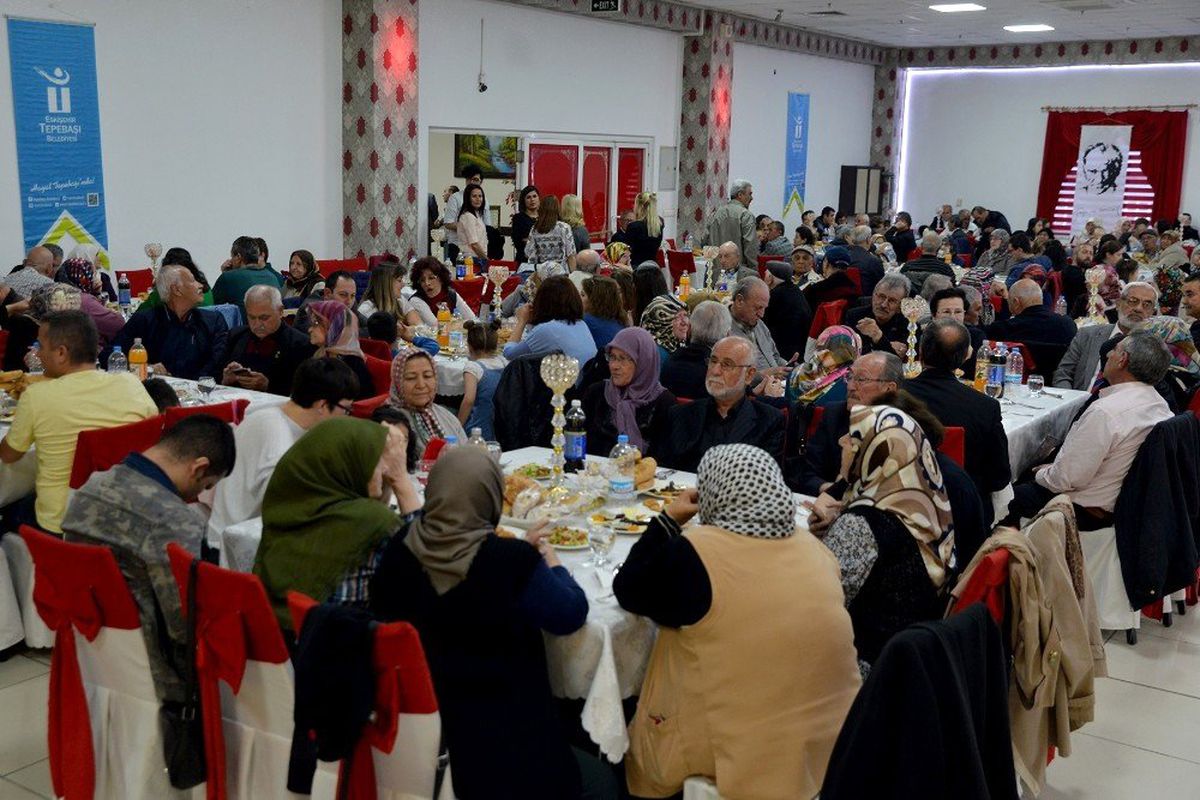 Ataç, İftar Yemeğinde Şehit Yakınları ve Gaziler ile Buluştu