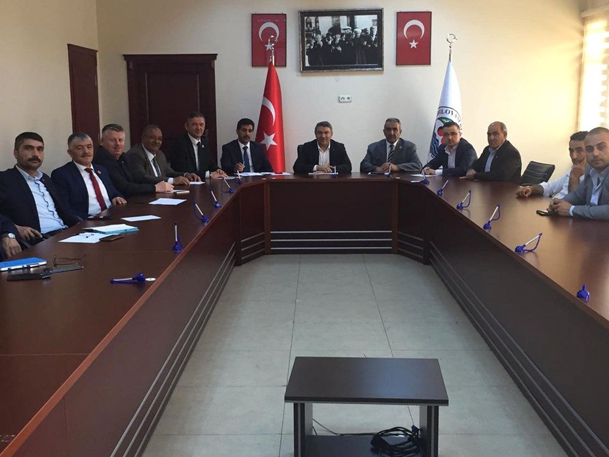 Başkan Şayir, Muhtarlarla İlk Toplantısını Yaptı
