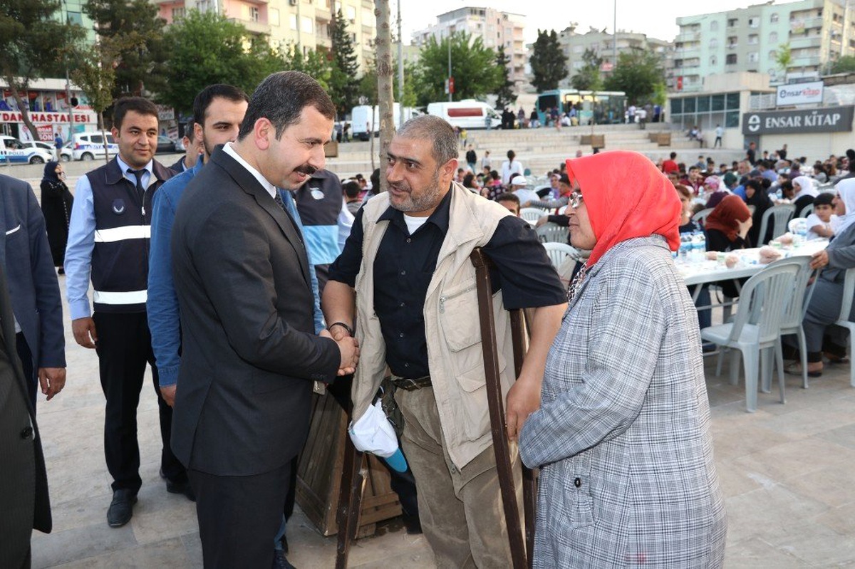 Baydilli Kardeşlik Sofrasında Vatandaşlarla İftar Açtı