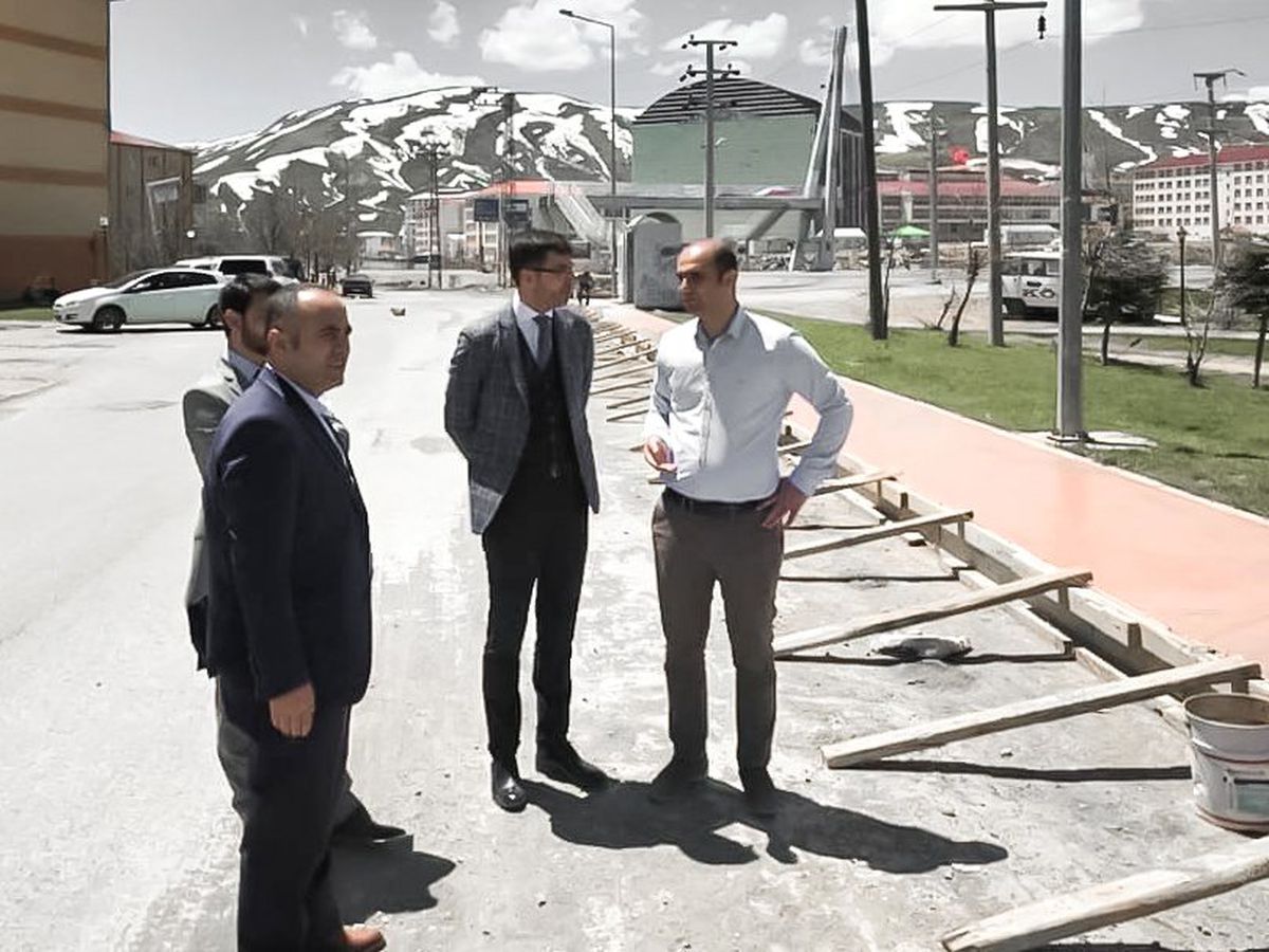 Bitlis Belediyesinden Kaldırım Çalışması