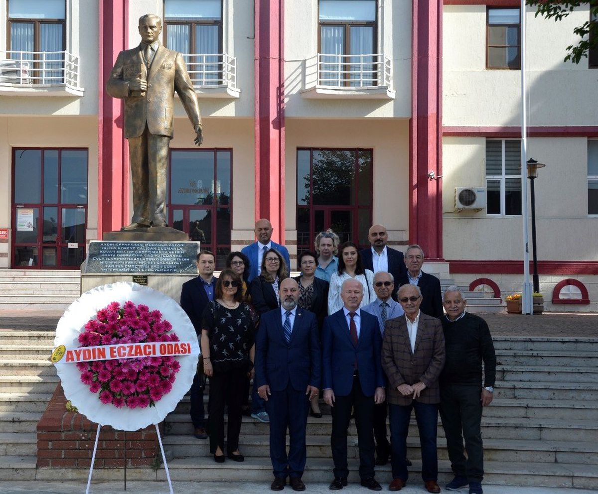 Eczacılar Günlerinde Sektörün Sorunlarını Konuştu