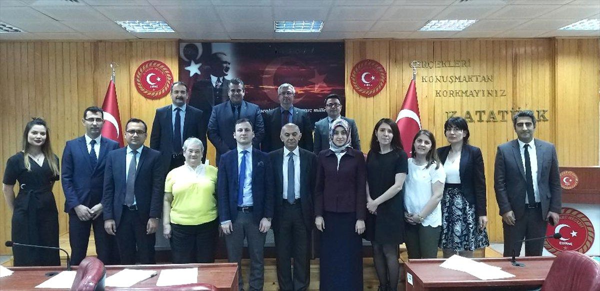 Eleştirisel Düşünme ve Yaratıcı Şekilde Problem Çözme" Eğitimi