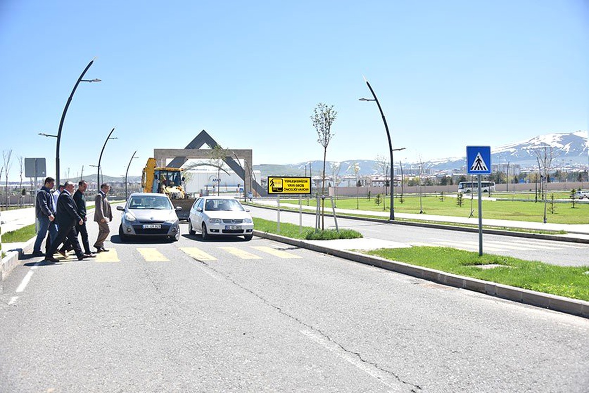 Etü Kampüsü Yayalar İçin Artık Daha Güvenli