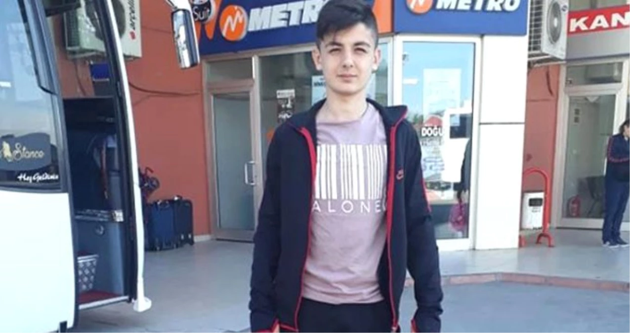 Galatasaray, 15 Yaşındaki Rıdvan Kızıltoprak\'a Talip Oldu