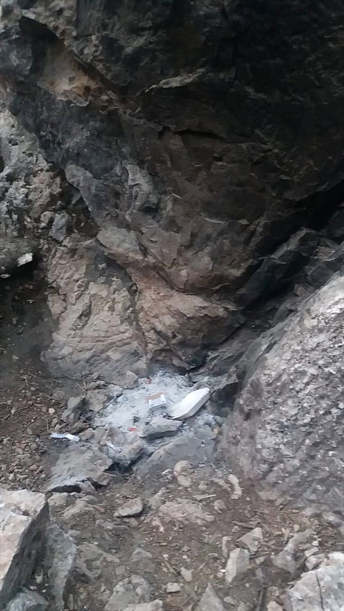 Güncelleme - Antalya\'da Kaçak Kazı Sırasında Patlama: 1 Ölü, 1 Yaralı