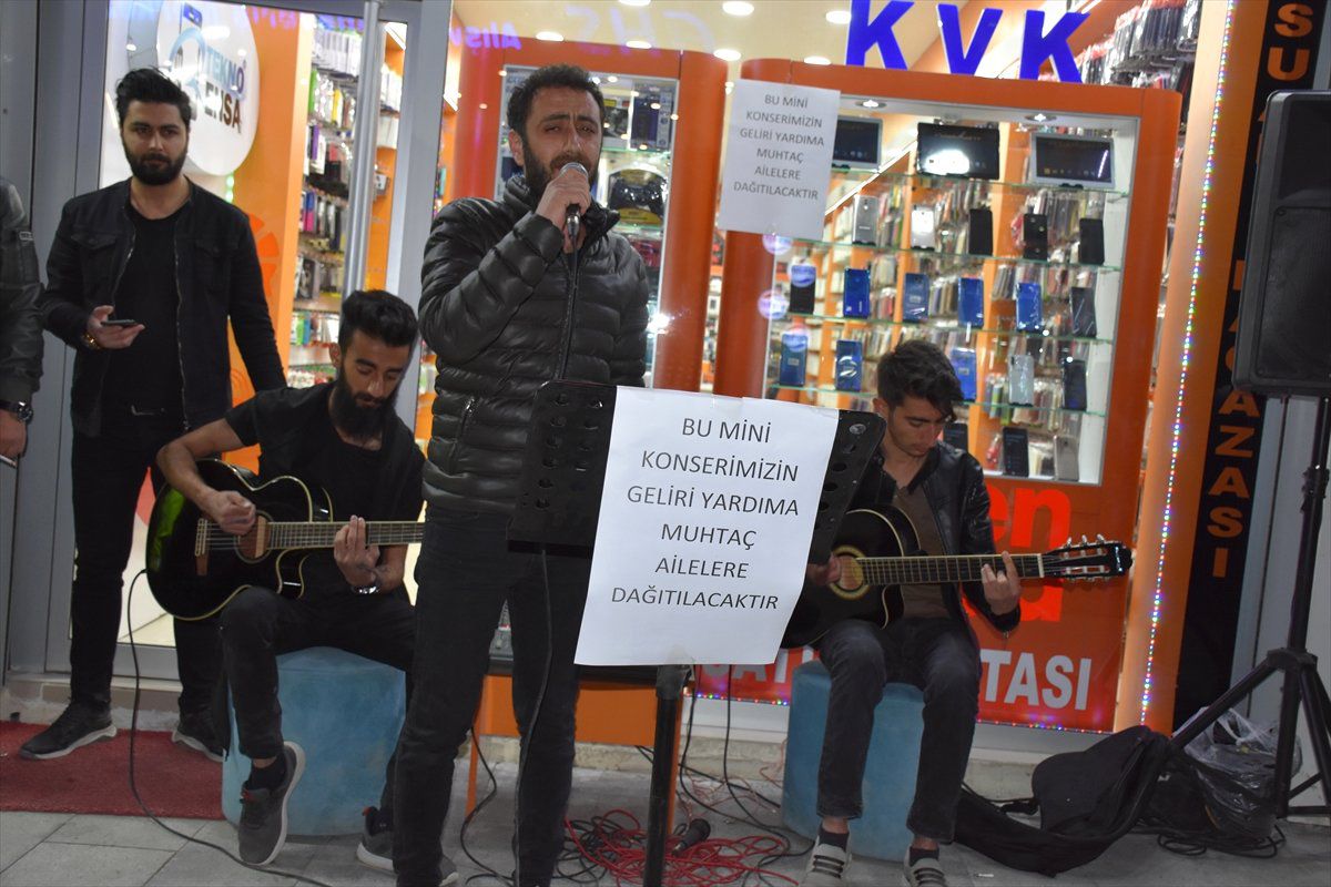 Hakkari\'de İhtiyaç Sahibi Aileler Yararına Etkinlik