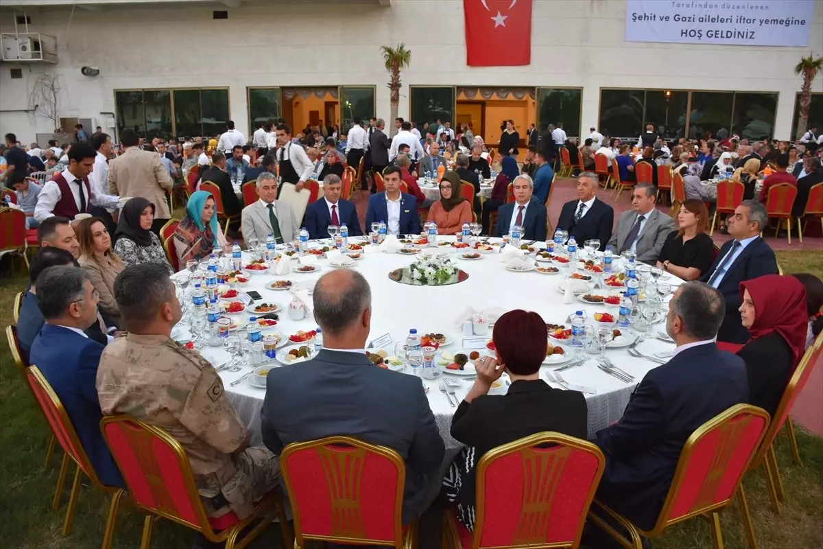 Hatay\'da Gazi ve Şehit Aileleri İçin İftar