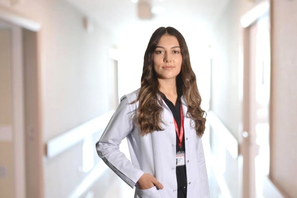 İftar ve Sahur Arası 10 Bardak Su İçin"