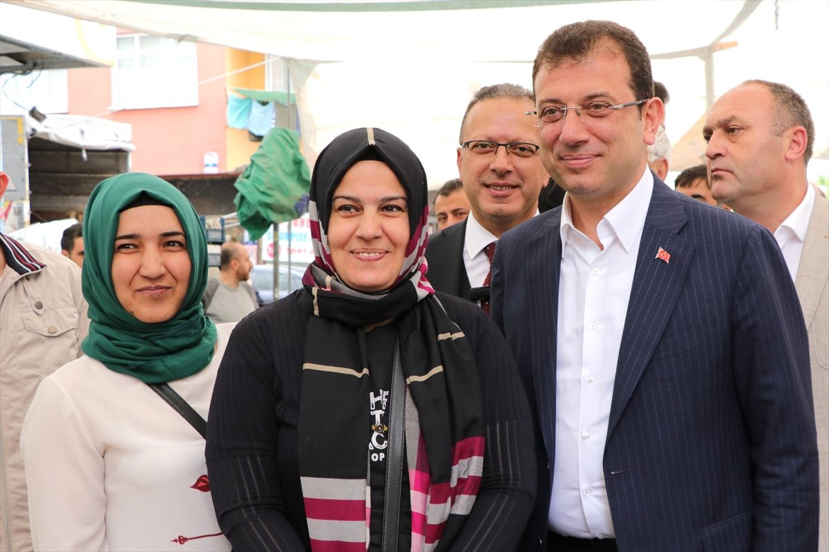 İmamoğlu, Şirinevler Pazarı\'nda Vatandaşlarla Buluştu