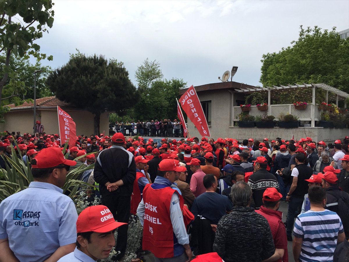 Kadıköy Belediyesinde Grev Kararı Asıldı