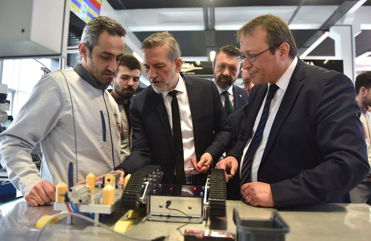 Kobi\'ler Dijital Çağa Bmf ile Hazırlanıyor