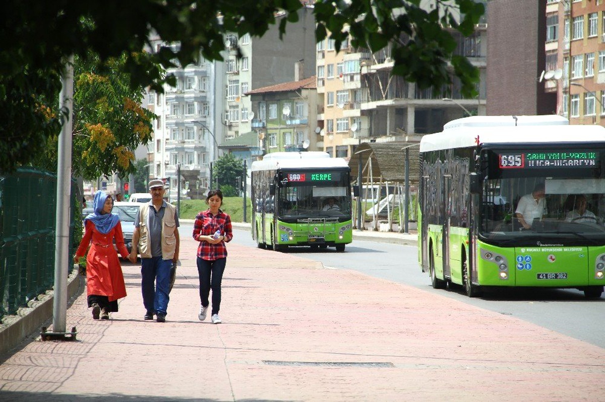 Kocaelispor\'un Play-off Mücadelesi İçin Ek Seferler Düzenleniyor