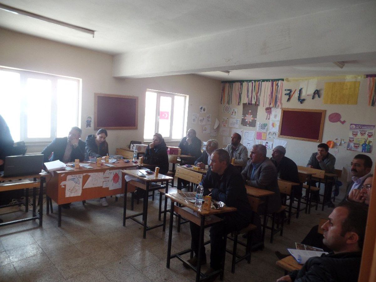 Tercan\'da Fındıklı Barajıyla İlgili Toplantı Düzenlendi