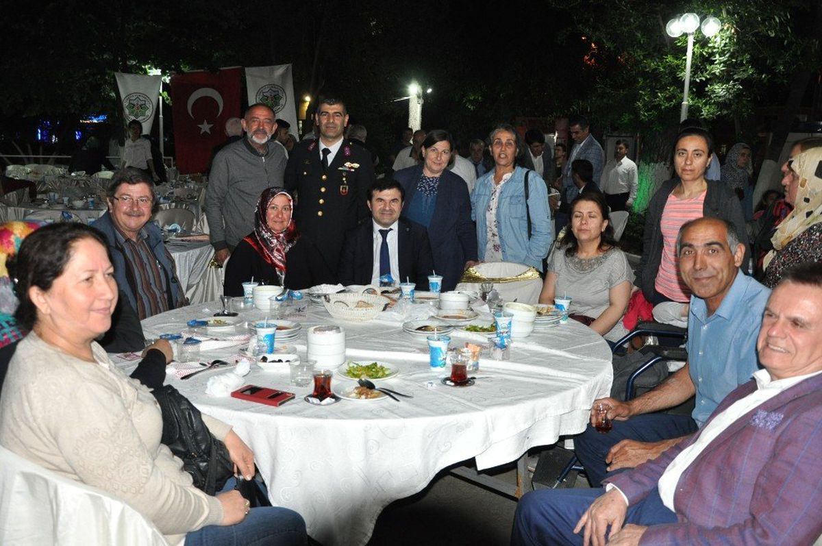 Tire\'yi Kaynaştıran İftar