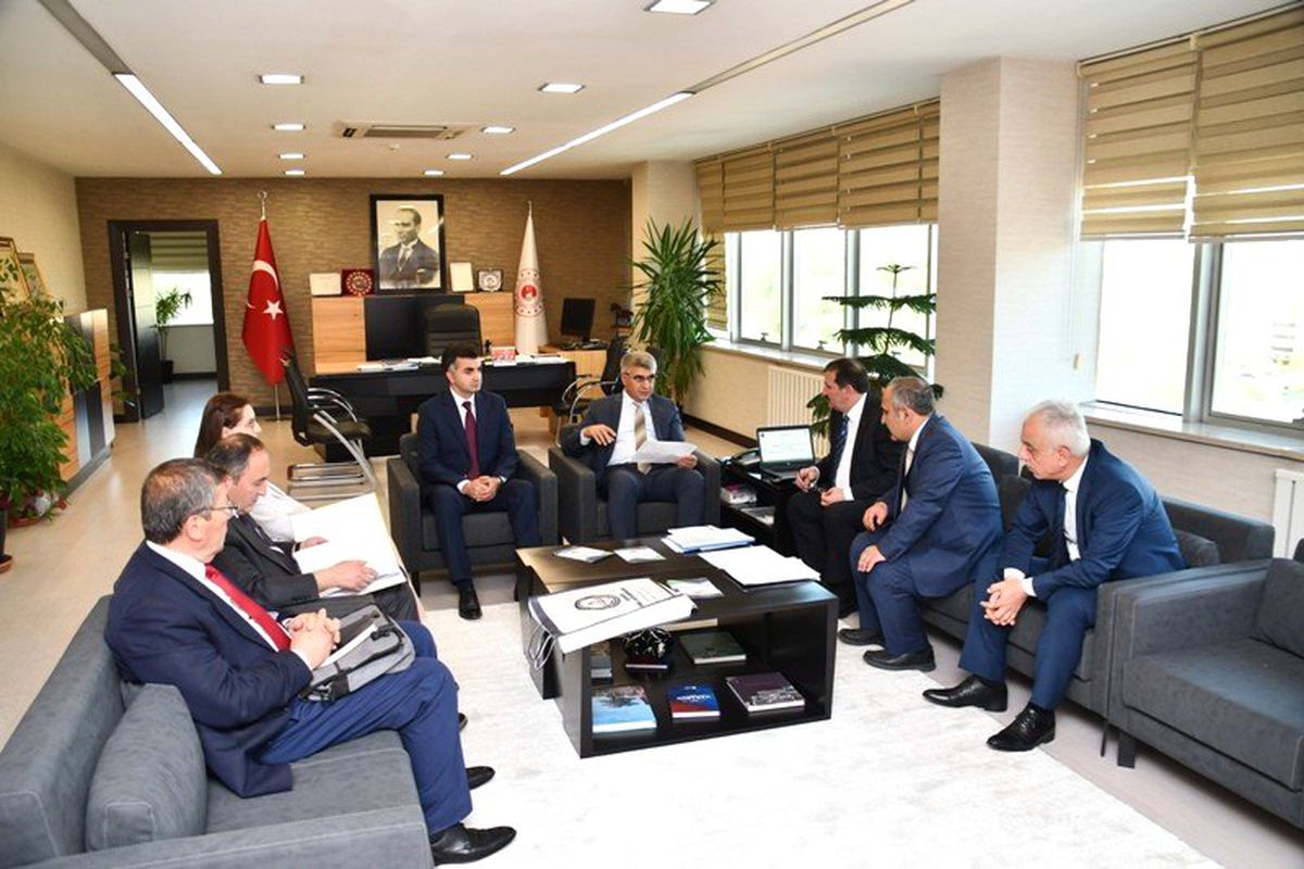 Vali Gürel Başkanlığında Değerlendirme Toplantısı Yapıldı