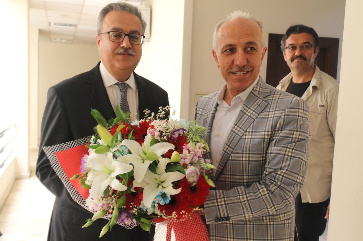 Vali Su, Başkan Gültak\'ı Ziyaret Etti