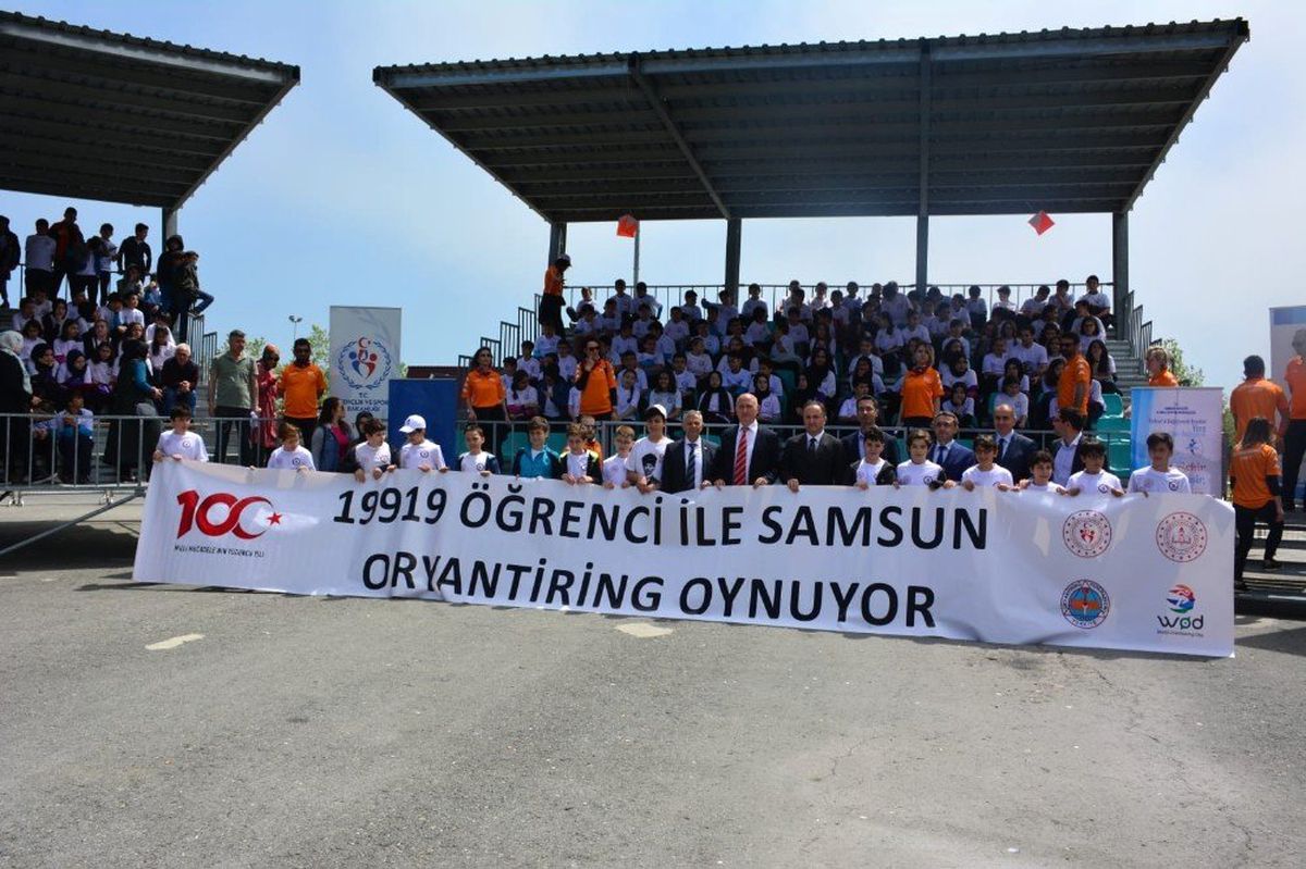 19 Bin 919 Öğrenci Oryantiring Oynadı