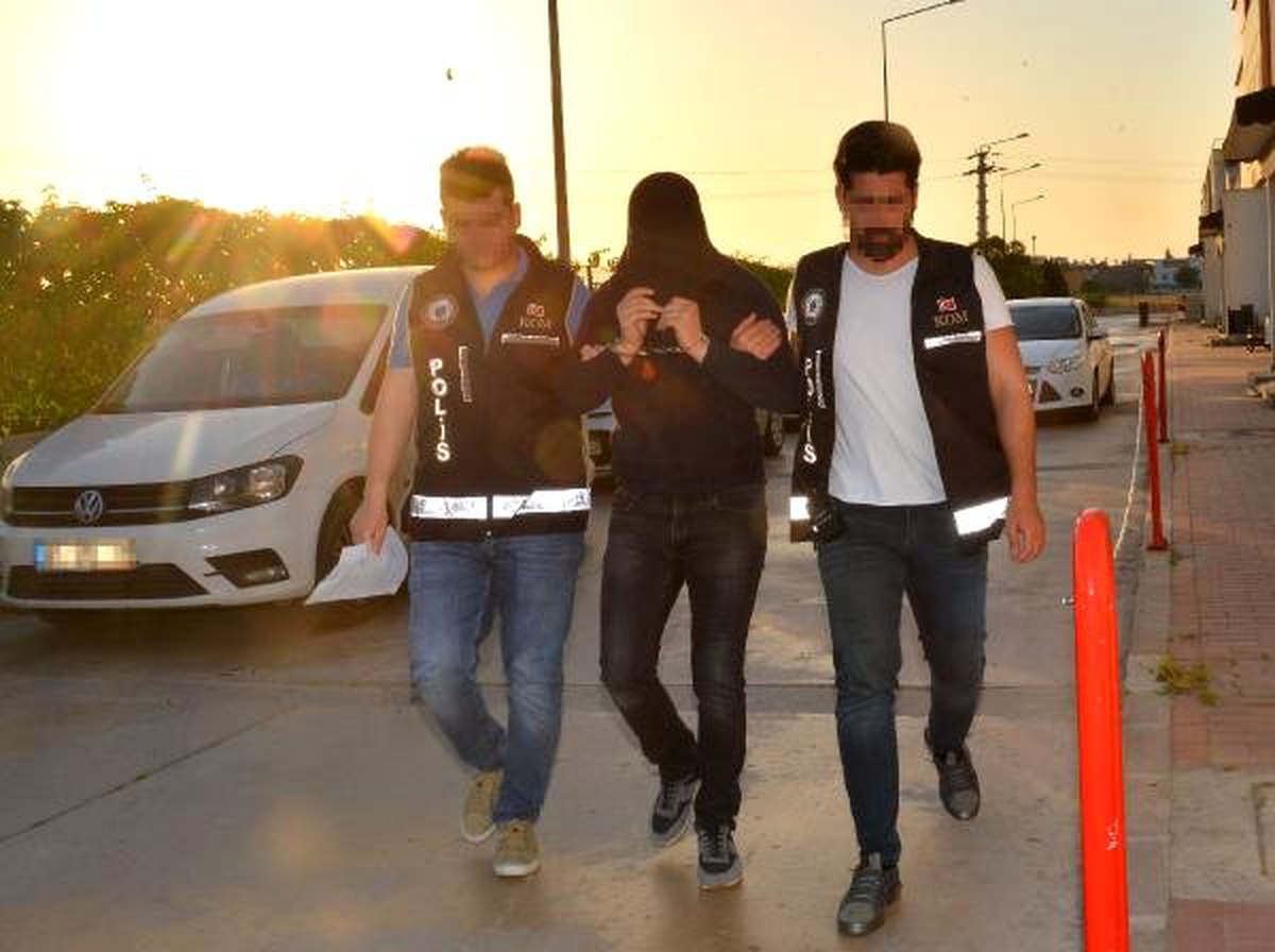 Adana\'da Fetö Operasyonu: 11 Gözaltı