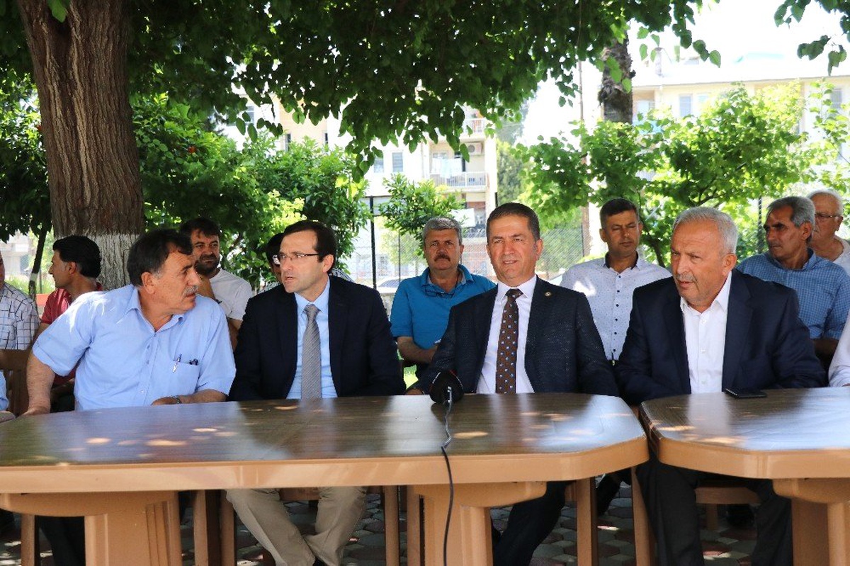 Adana\'da Pamuk Üreticileri Destek Bekliyor