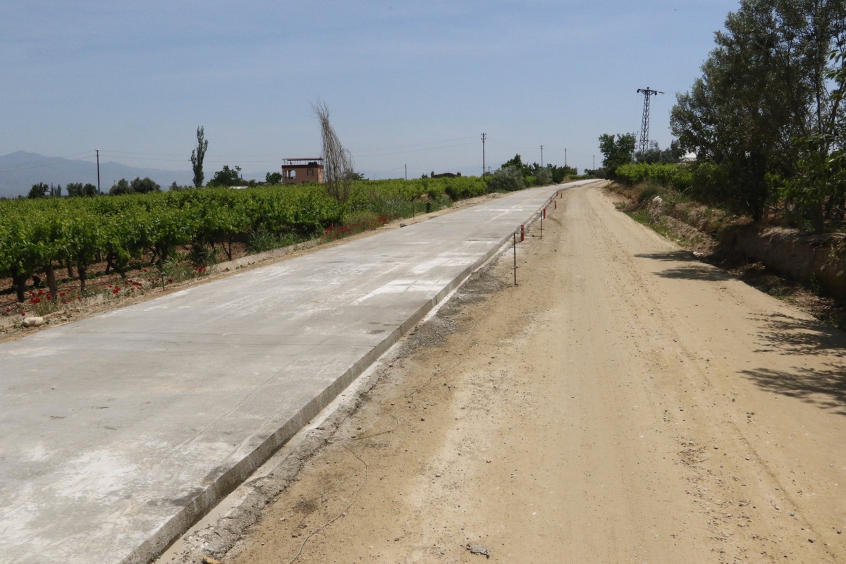 Asfalta Alternatif "Beton Yol" Denemesi