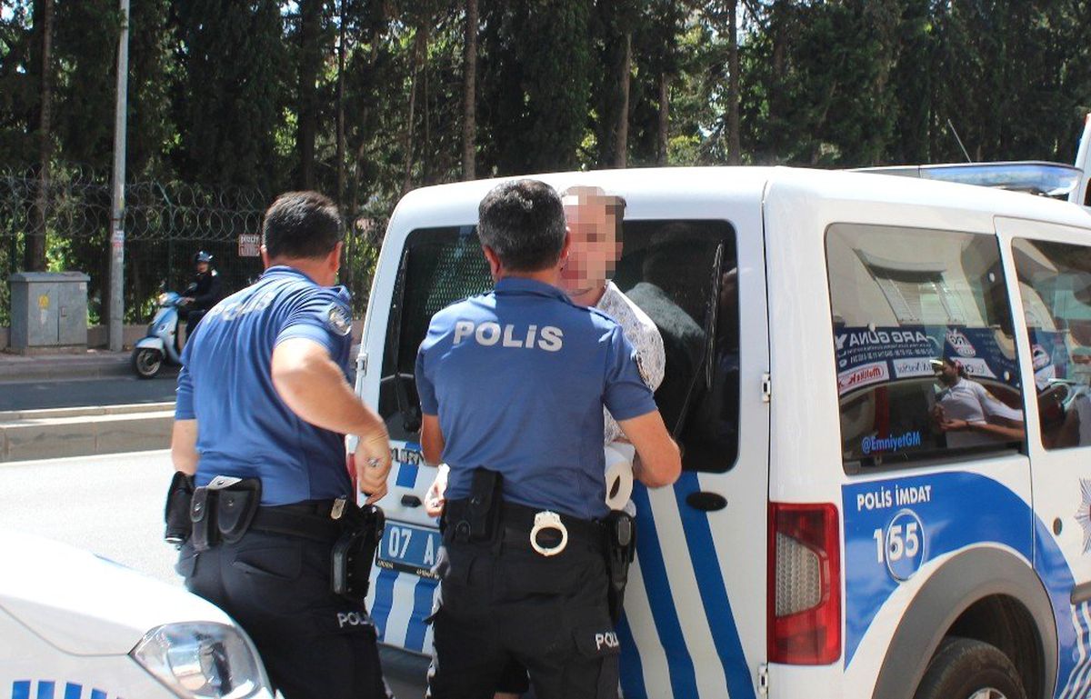 Babasıyla Kavga Eden Genç Ortalığı Birbirine Kattı