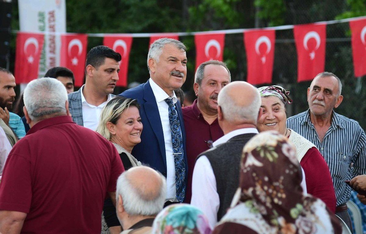 Belediye Evleri\'nde 2 Bin Kişilik İftar