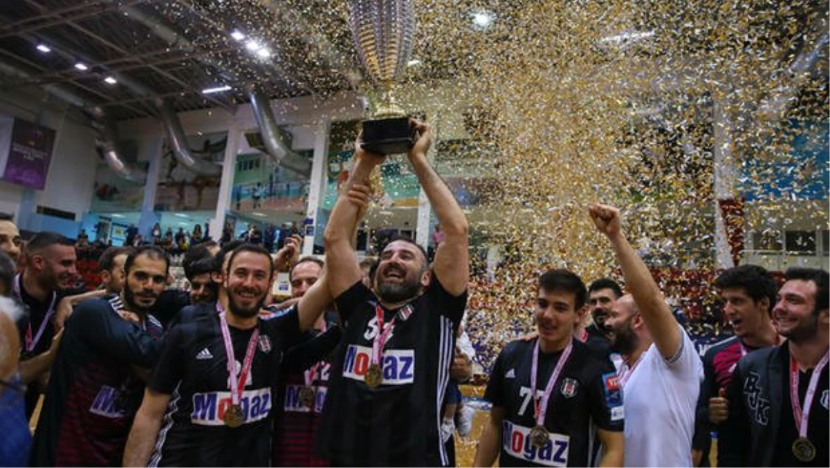 Beşiktaş Mogaz Kupasını Aldı