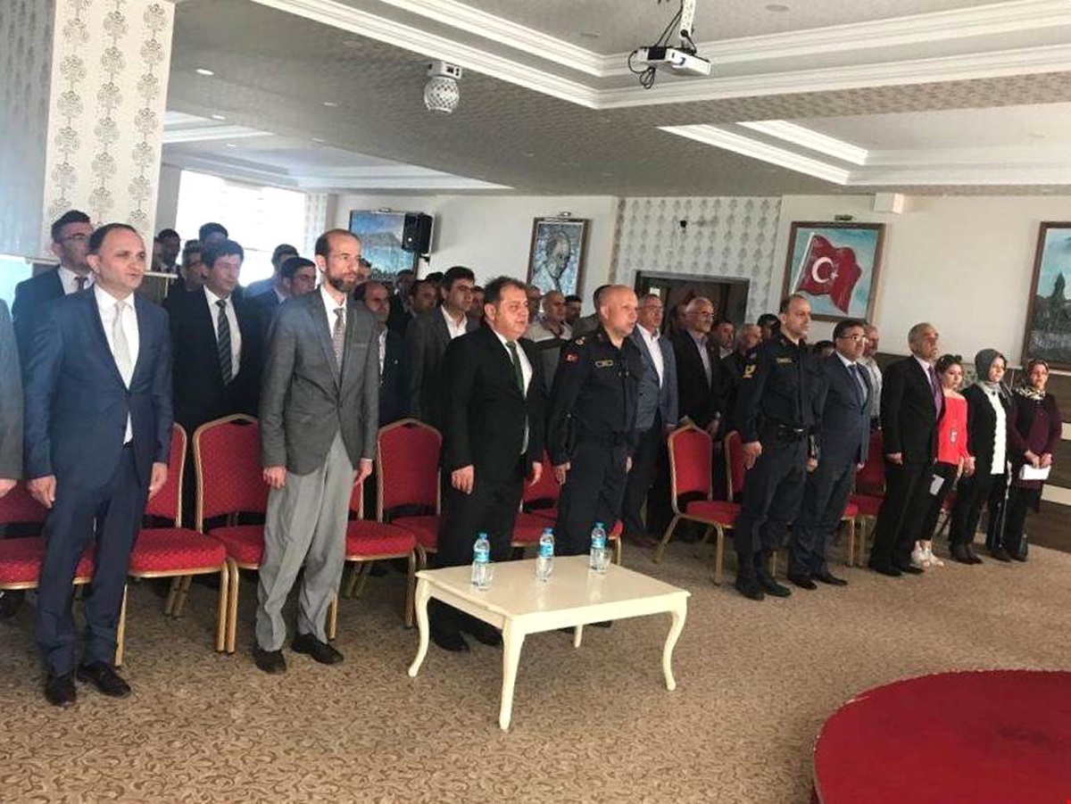 Beyşehir\'de Mahalle Muhtarlarına Hizmet İçi Eğitim Semineri