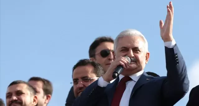 Binali Yıldırım: Kankalarımla Beraberiz, System.String[]